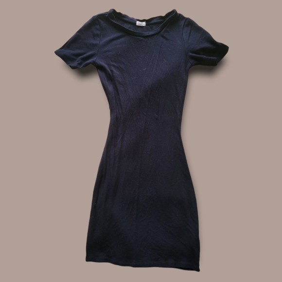 Little Black Dress - Picture 1 of 4